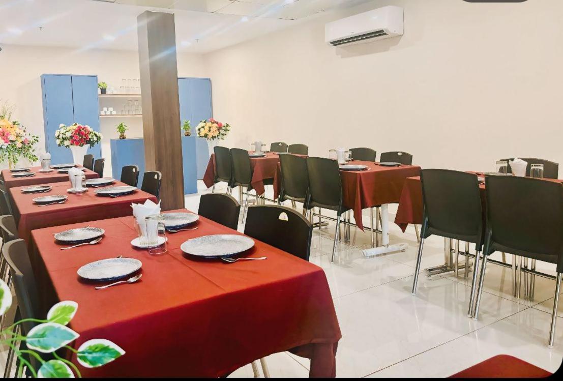Hotel Devine Zirakpur Chandigarh Exterior photo